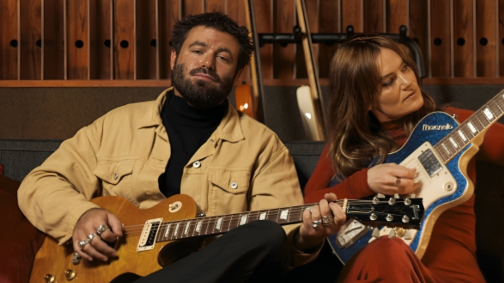 Angus & Julia Stone