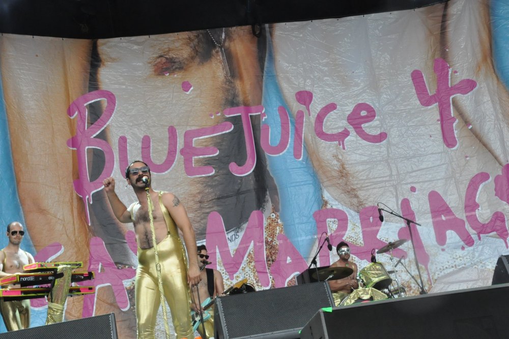 Bluejuice 8
